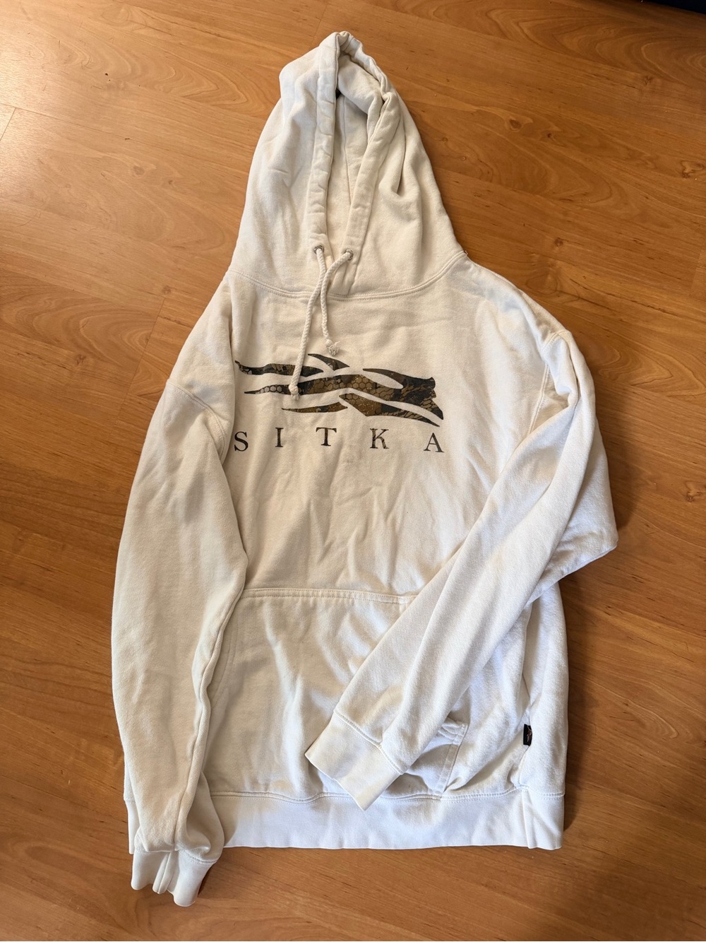Sitka Men's White Logo Pullover Hoodie